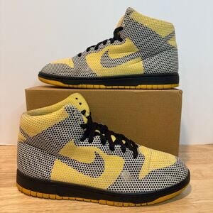 Nike Dunk High One Piece Premium ‘Varsity Maize/Black-White’ Size 9 - 318998-701